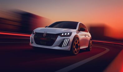 YENİ PEUGEOT E-208 GTi LE MANS’TA ÖRTÜLERİNİ KALDIRDI!