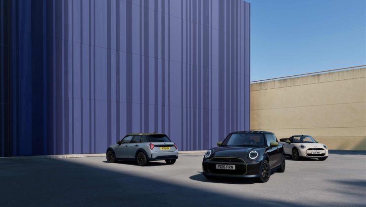 İki Büyük İngiliz İkonu Yeniden Buluştu: MINI Cooper Paul Smith Edition Ön Siparişe Açıldı
