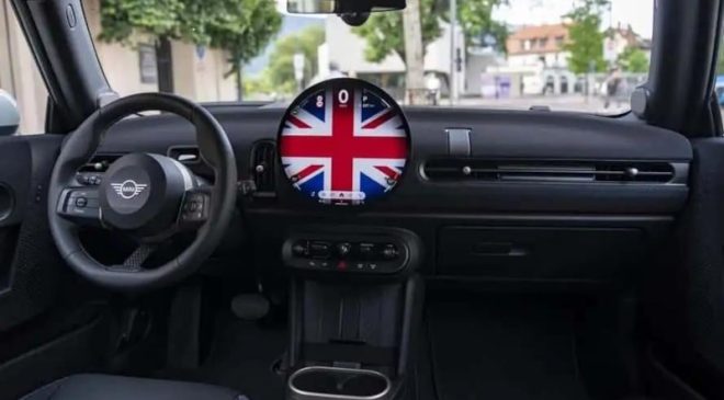 MINI, üretiminin 25. yılını kutluyor: Karşınızda Oxford Edition