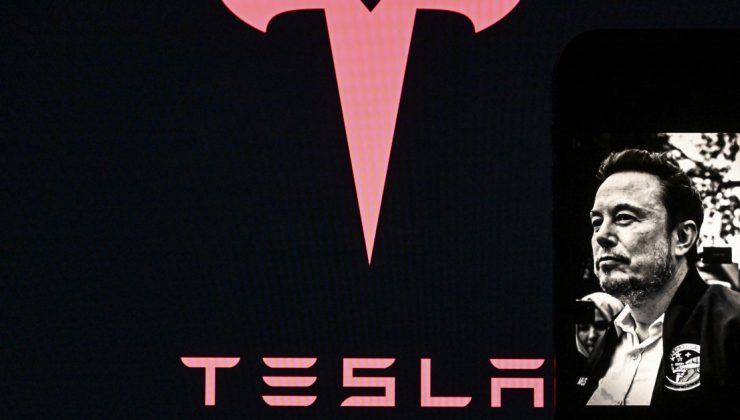 Tesla hisseleri yüzde 7 düştü