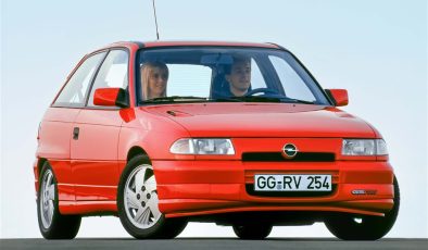 Opel Astra’nın 35 Yıllık Başarısı Geleceğe Işık Tutuyor!
