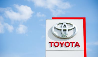 Toyota’nın Son Altı Yıldaki Global Satış Liderliğinde Kurucu Ailenin Stratejik Rolü