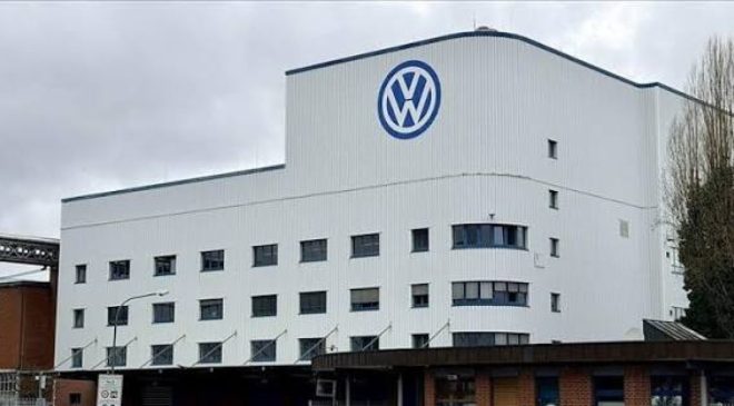 Volkswagen’de kriz büyüyor