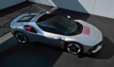 FERRARI’NİN YENİ ONE-OFF MODELİ CZ26 KİŞİYE ÖZEL PERFORMANSI YENİDEN TANIMLIYOR