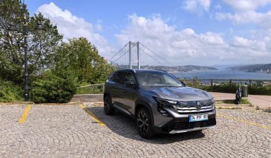 Renault Boreal Iconic Full Hybrid E-Tech 160 hp Test: Konfor ve Verimlilik Odaklı Yeni SUV