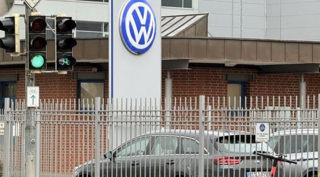 Volkswagen, 50 bin kişiyi işten çıkaracak