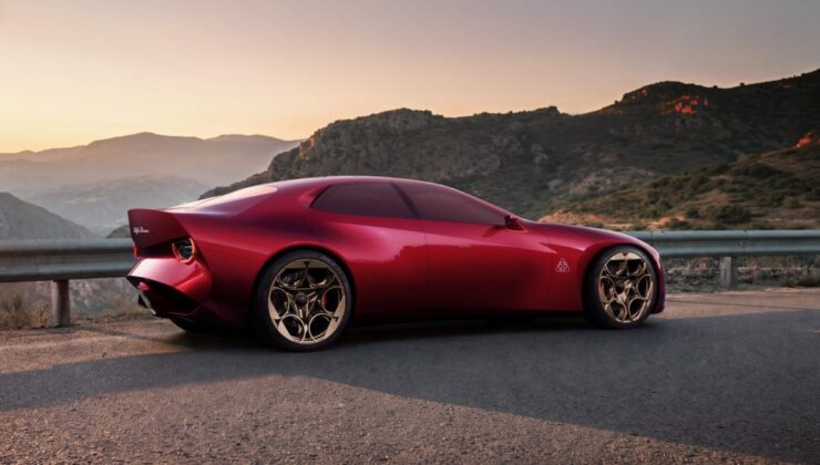 Alfa Romeo Cuorerosso Konseptinin Dünya Prömiyerini Gerçekleştirdi