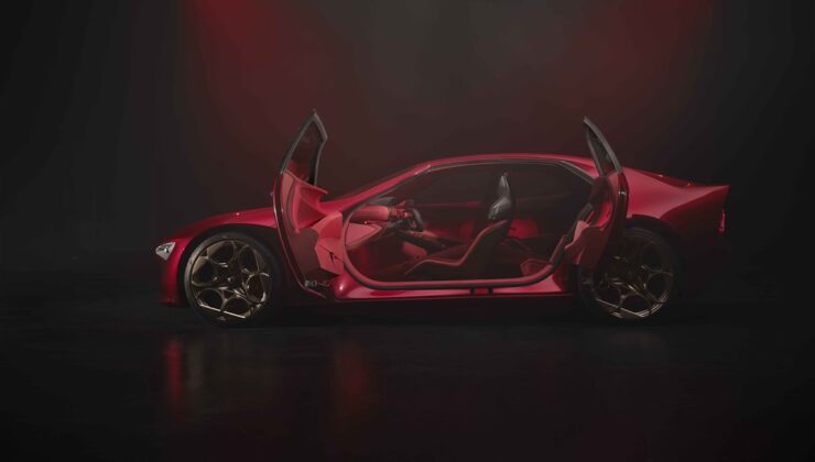 ALFA ROMEO, GELECEĞİN SPORTİF TASARIM ANLAYIŞINI CUOREROSSO İLE PARİS’TE SERGİLİYOR!