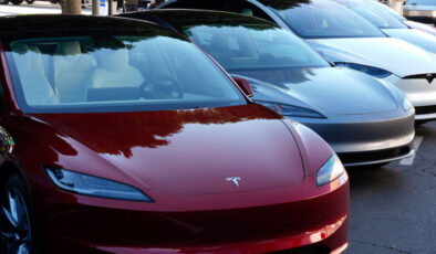Tesla’nın kârı düştü